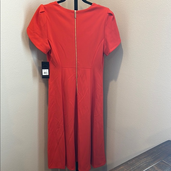 Andrew Marc Orange Pink Flutter Sleeve V-Neck Midi Dress - Picture 3 of 5